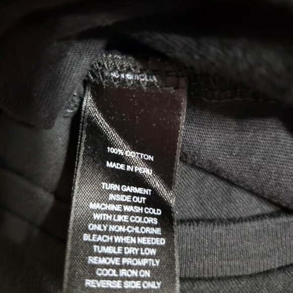 Express tshirt - Picture 3 of 3